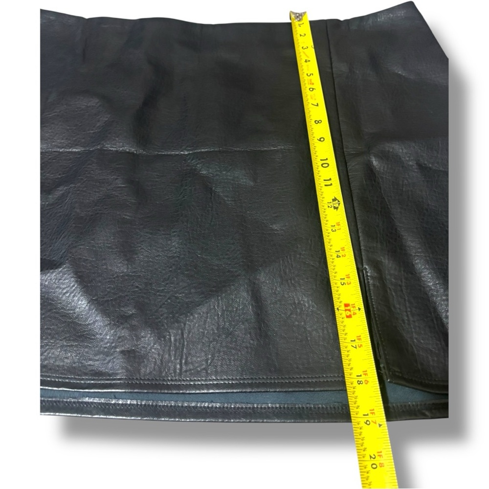 Old Navy NWT Black Faux Leather Mini A-Line Fit and Flare Skirt with Slit - Picture 15 of 16